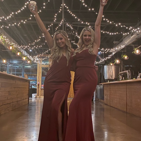 Aura by Brideside size 10 in color Wine - Picture 6 of 6